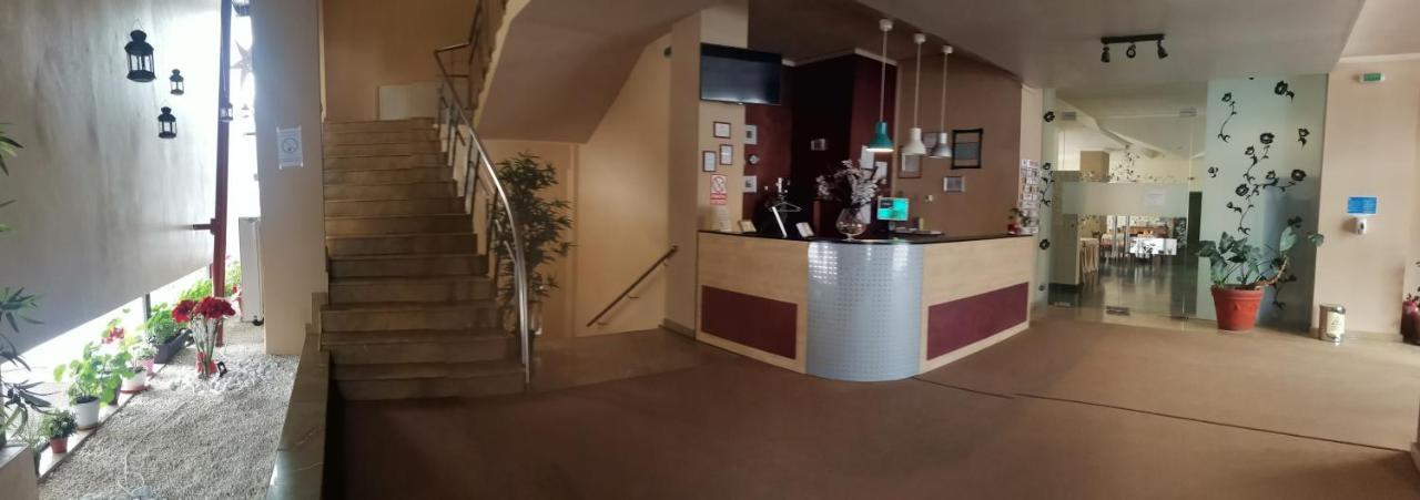 Hotel Express Predeál Kültér fotó
