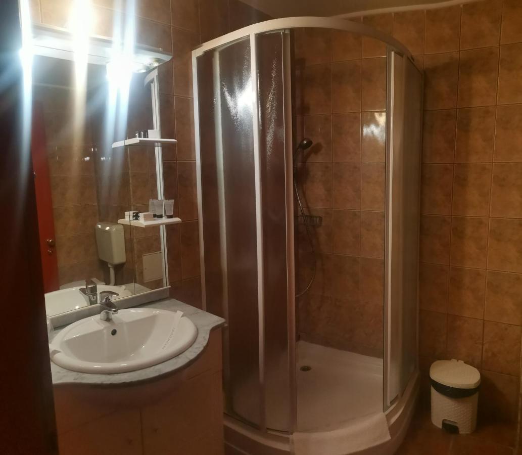 Hotel Express Predeál Kültér fotó